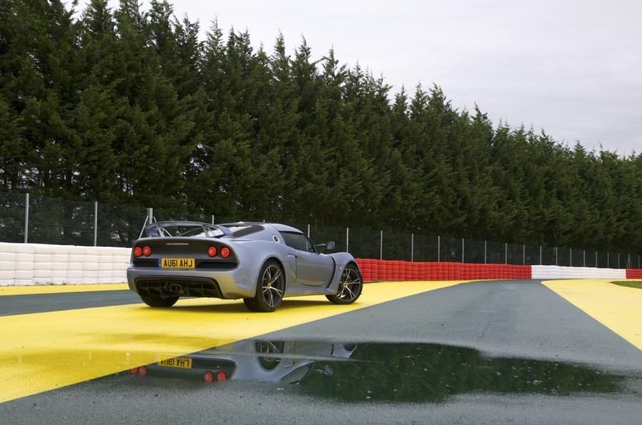  Lotus Exige S 2012 года  (фото 20 из 42)